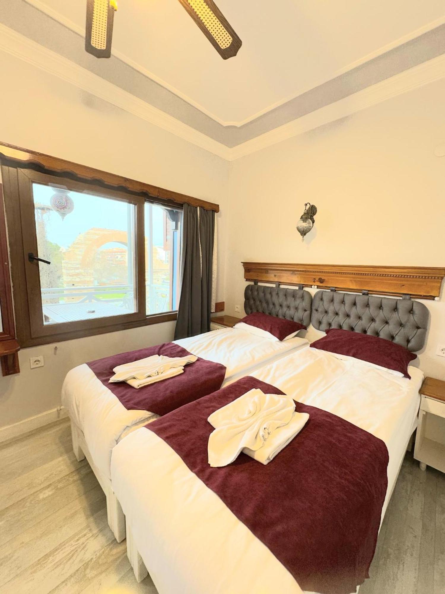 Ephesus Selcuk Castle View Suites Zewnętrze zdjęcie